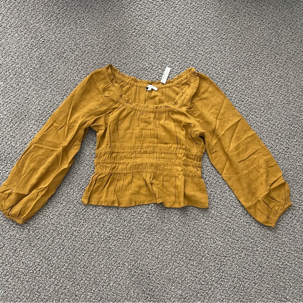 NWT Madewell Sophie Top Sz M, antique gold